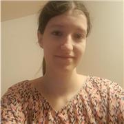 Je m appelle elodie j ai 22 est je donne des cours particuliers de français